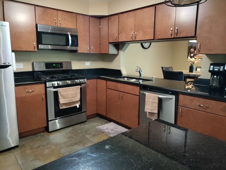Property Photo: 11126 Cottonwood Drive 11D IL 60465