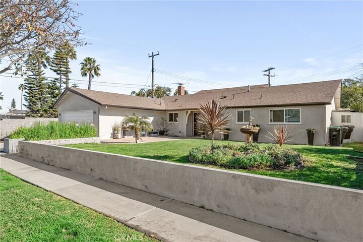 Property Photo: 2750 San Carlos Lane CA 92626