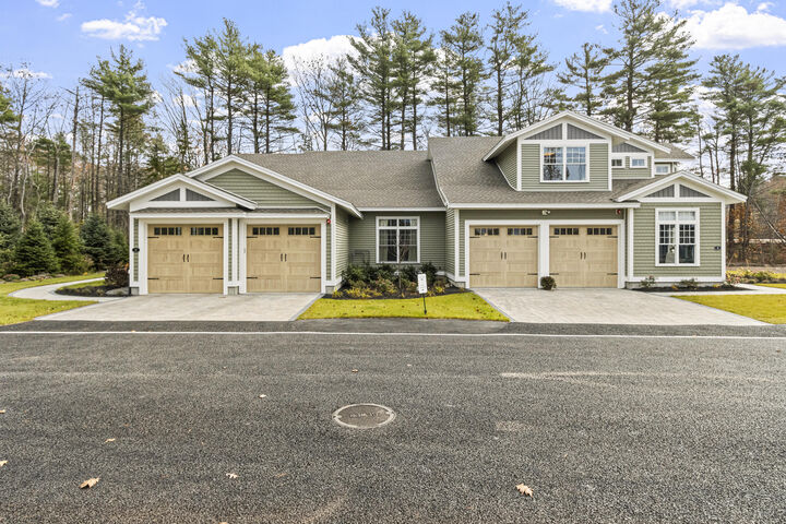 Property Photo:  8 Plover Way 20  ME 04106 