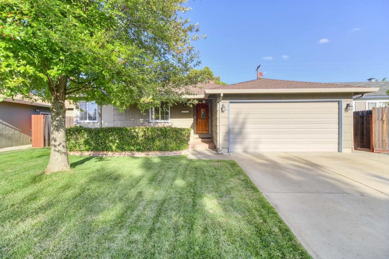 Property Photo:  1712 Mercury Way  CA 95864 