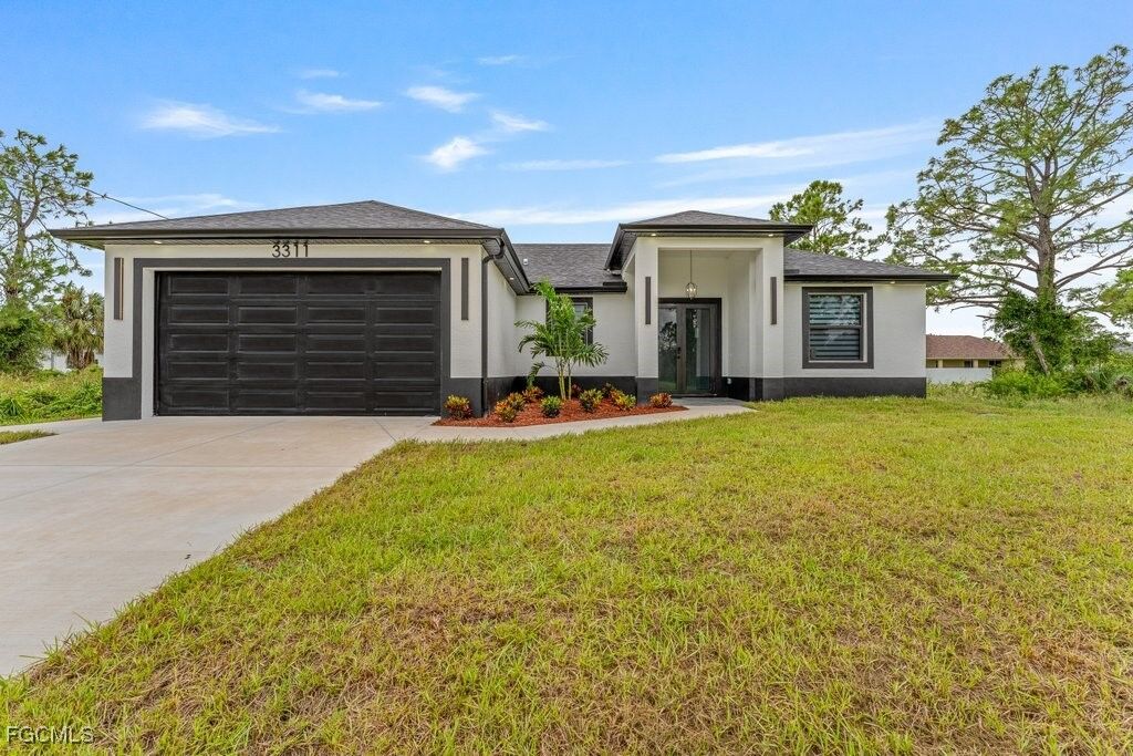 Property Photo: 3311 42nd Street SW FL 33976