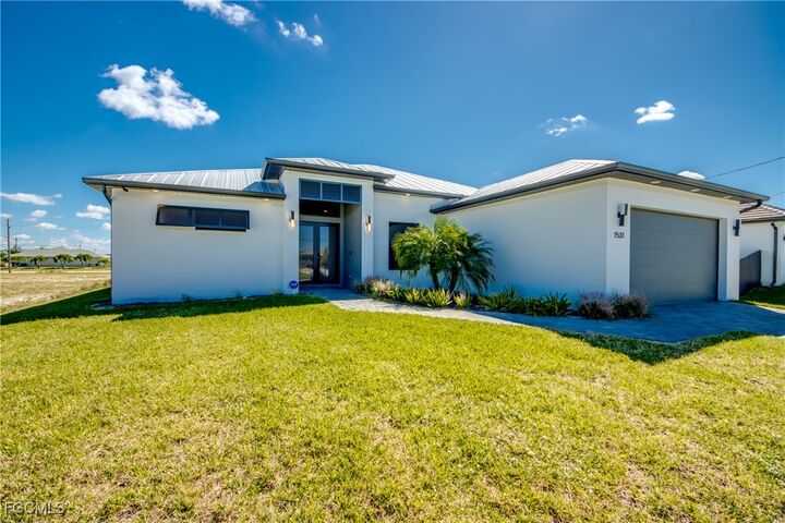 Property Photo:  1531 NW 40th Place  FL 33993