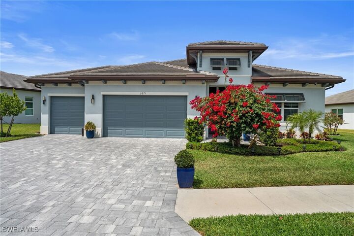 Property Photo:  3671 Sapphire Cove Circle  FL 34114 
