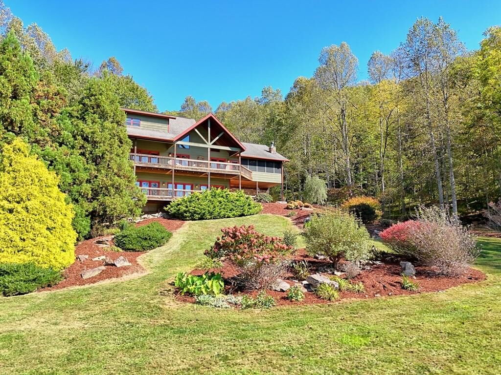 Property Photo:  271 Burnt Ridge Road  GA 30512 