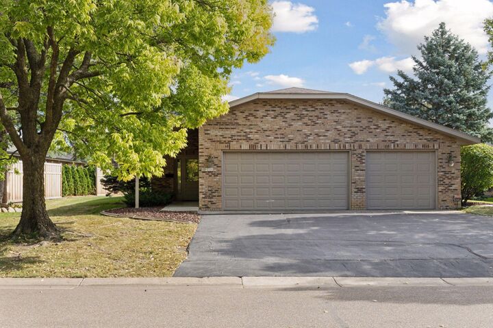 Property Photo: 260 Inland Lane N MN 55447