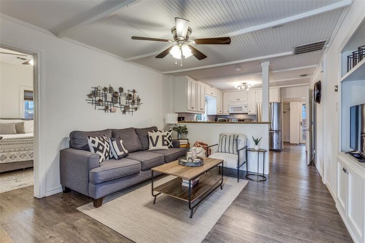 Property Photo: 227 Blevins Street TX 76051