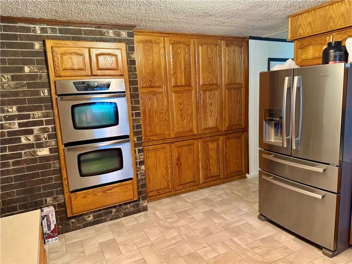 Property Photo: 550 Cr-2252 AR 72632