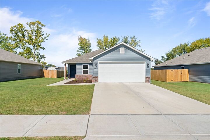 3217 E Hagen Street  Siloam Springs AR 72761 photo