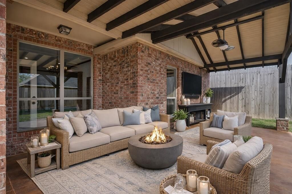 Property Photo: 16004 Rim Road OK 73013