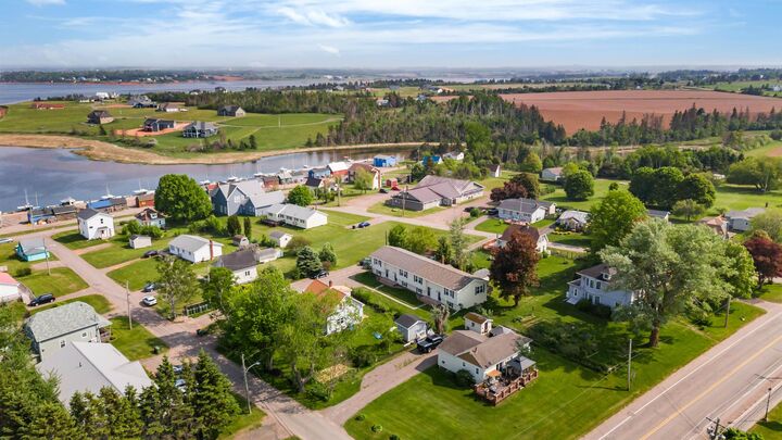 Property Photo:  14 Marshall Street 1  PE C0A 1X0