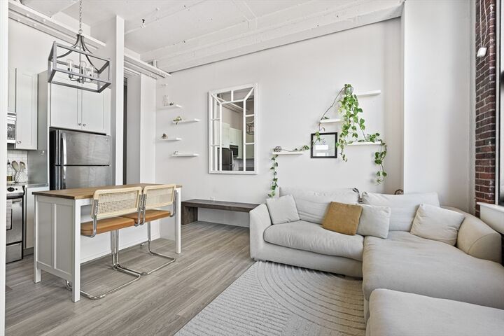 Property Photo: 320 W 2nd St 401 MA 02127