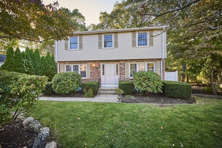 Property Photo:  5 Cunningham Cir  MA 02453 