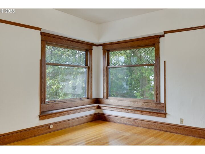 Property Photo:  1403 SE Salmon St  OR 97214 