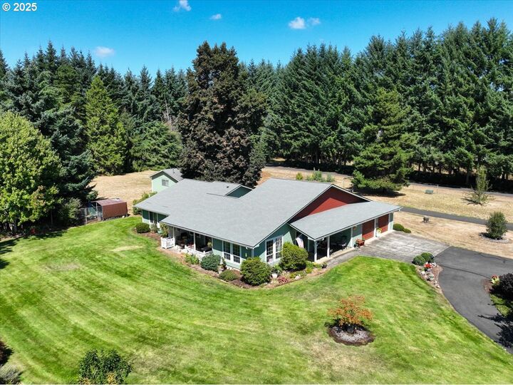 Property Photo:  14206 NE 76th Ave  WA 98662 