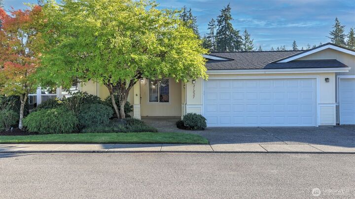 21827 SE 275th Street 18  Maple Valley WA 98038 photo