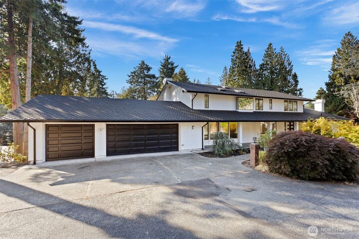 Property Photo: 27433 48th Avenue S WA 98032