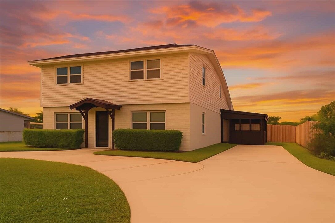 Property Photo: 746 Ironwood Drive FL 32935