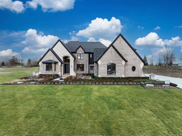 Property Photo: 67770 Overlook Trail Drive MI 48095