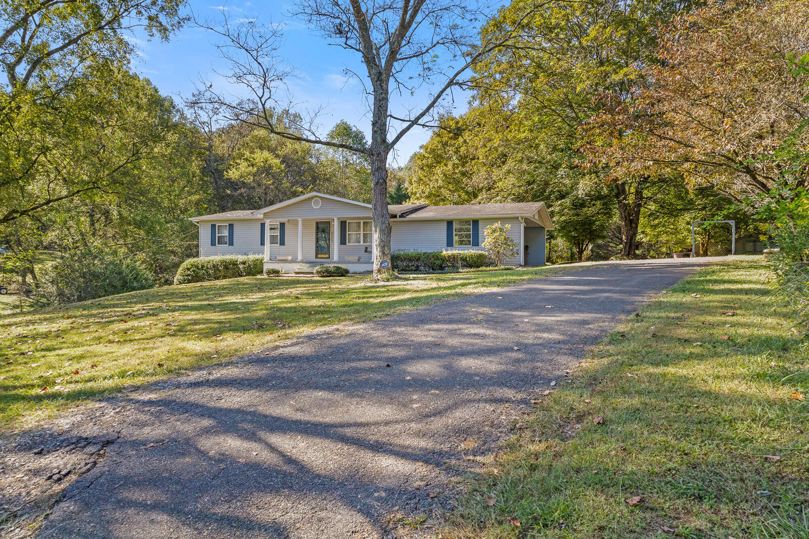 Property Photo: 270 County Road 436 TN 37303