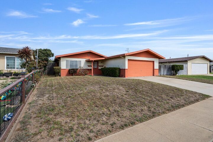 Property Photo: 587 Mariposa Street CA 93906