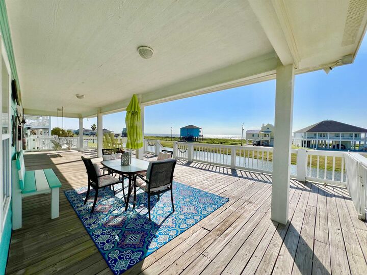 Property Photo:  3174 Sea Castle  TX 77650