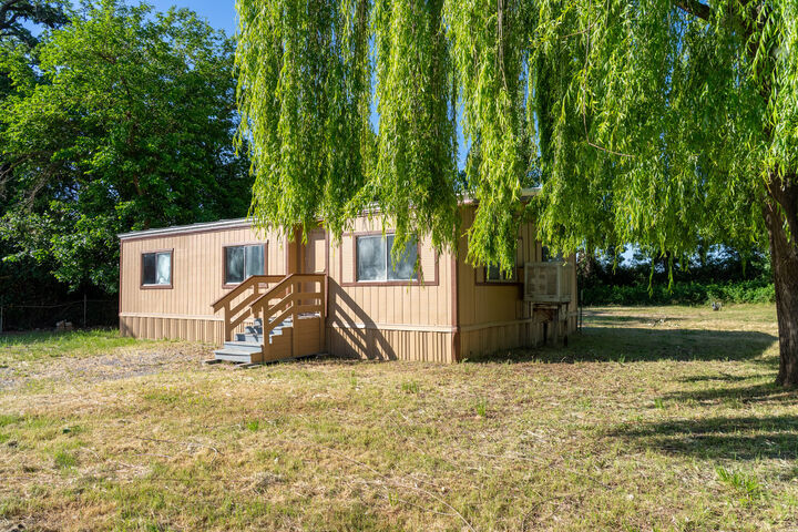 Property Photo:  21133 Ronald Street  CA 96007 