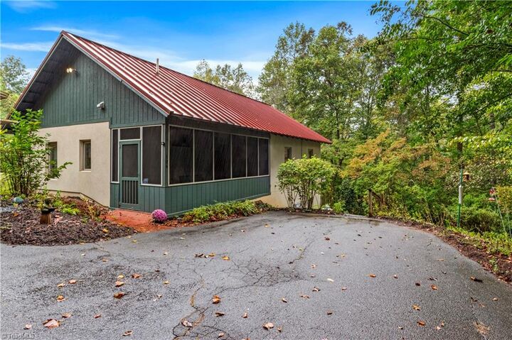 Property Photo: 106 Bashavia Woods Trail NC 27040