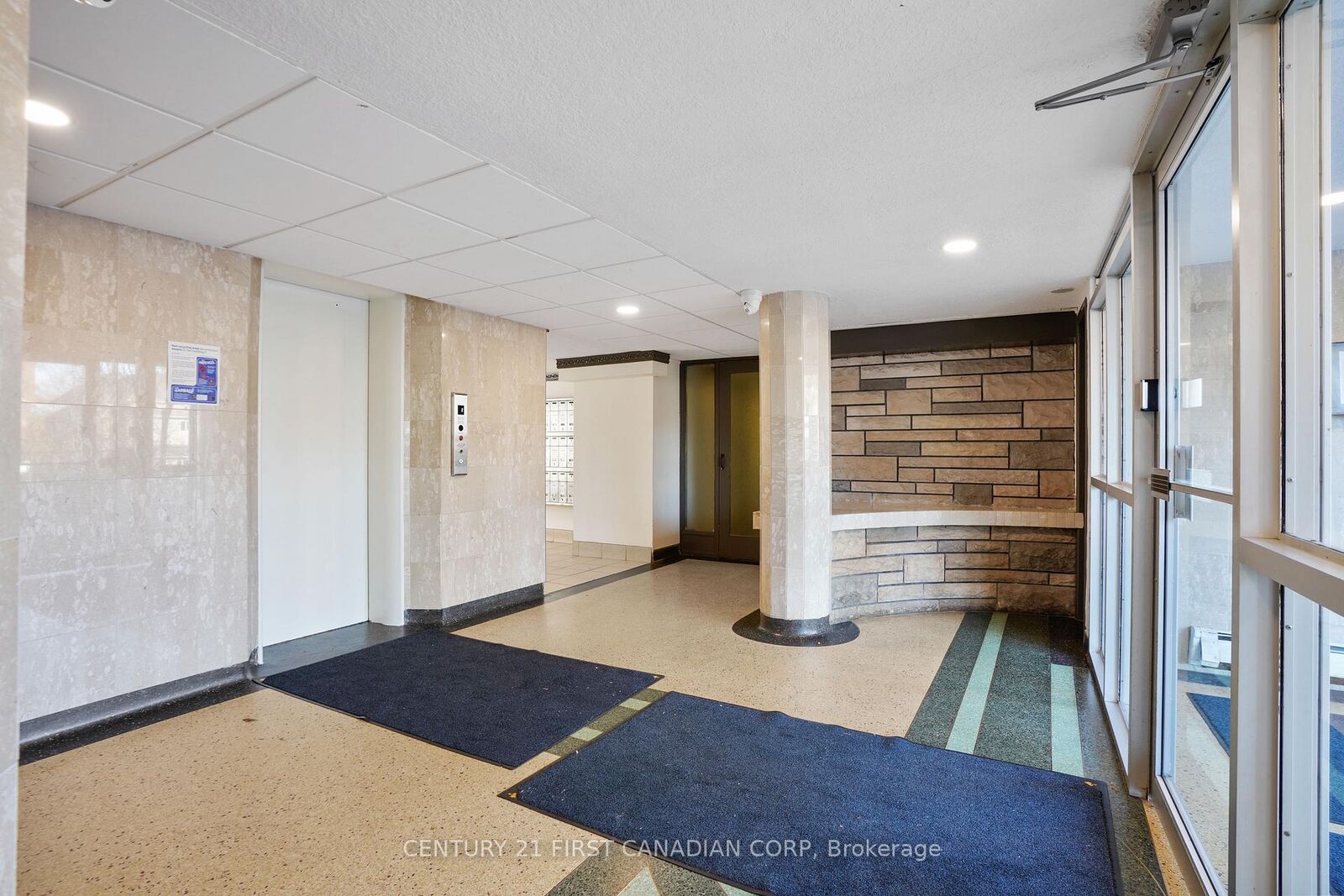 Property Photo:  75 High Street 108  ON N6C 4J8 