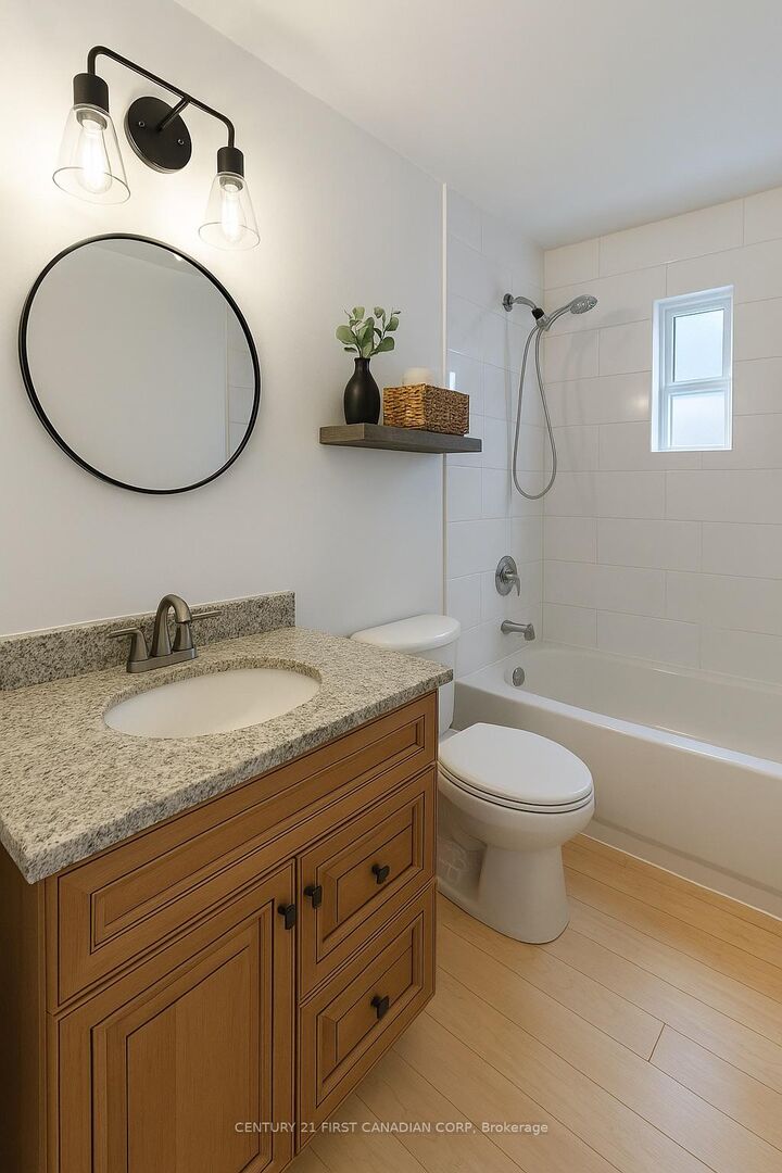 Property Photo: 740 Lorne Avenue 2 ON N5W 3K6