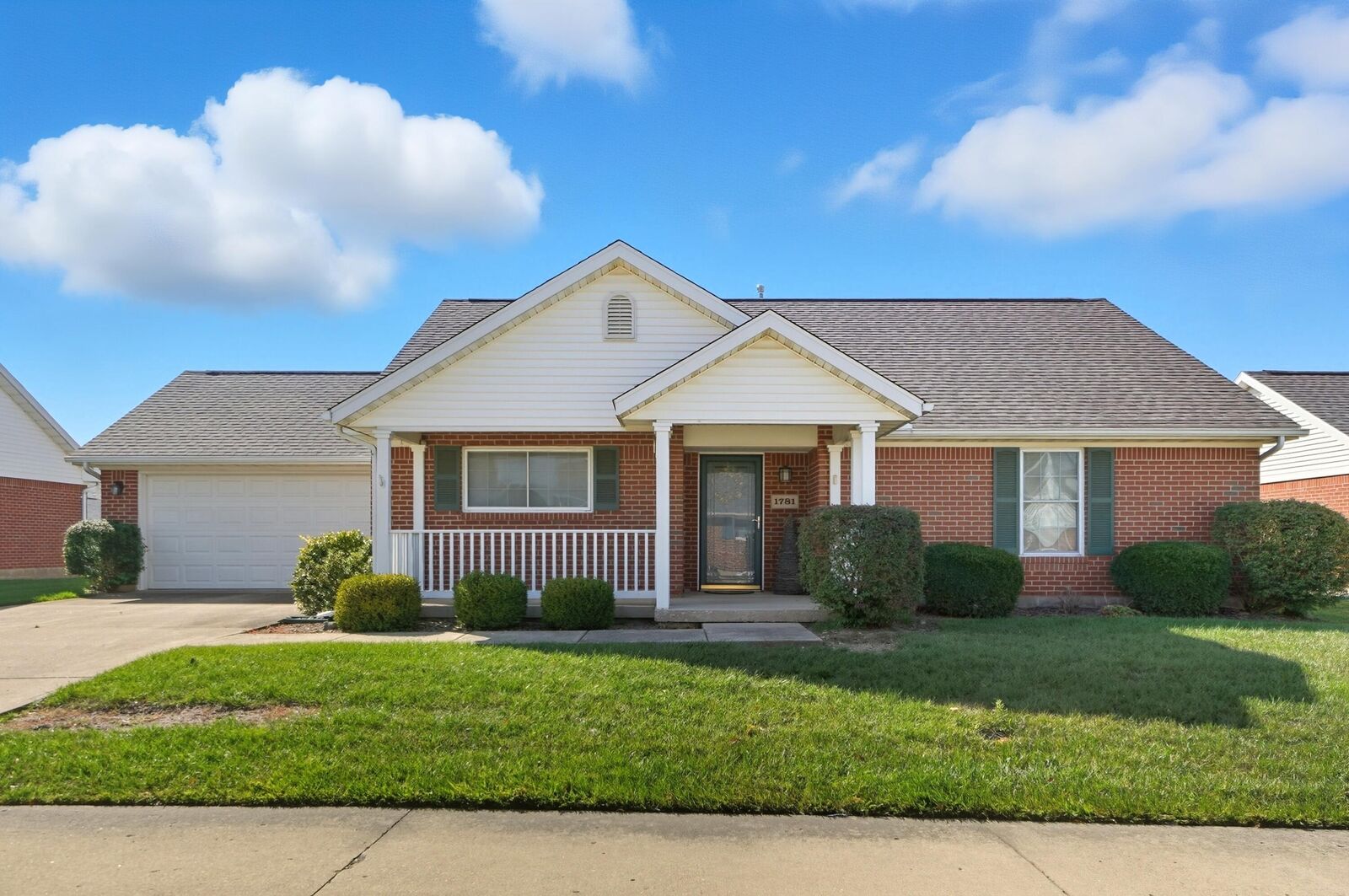 Property Photo: 1781 Pinehurst Drive OH 45502
