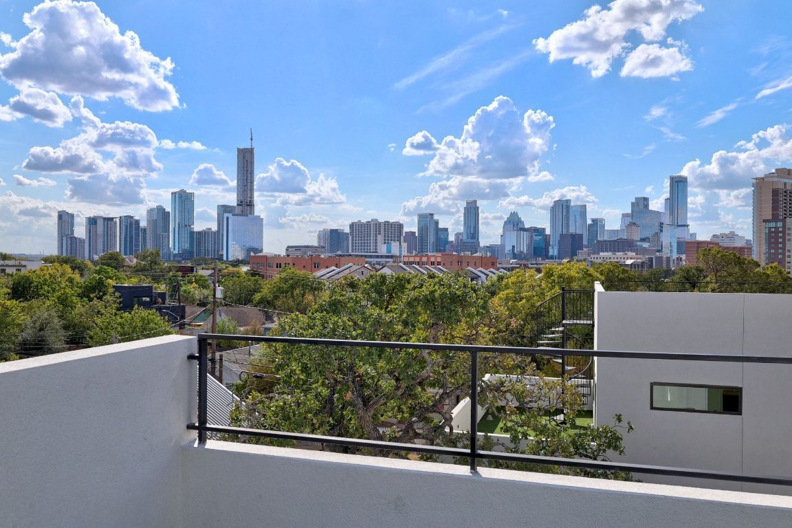 Property Photo: 1175 Navasota Street 2 TX 78702