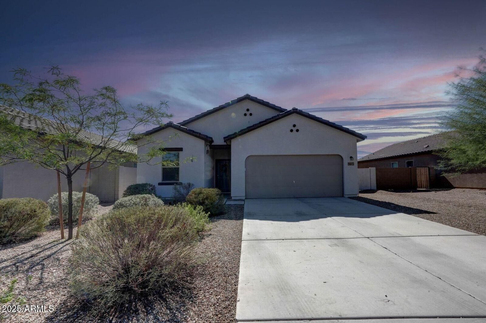 Property Photo:  5613 E Hera Road  AZ 85132 