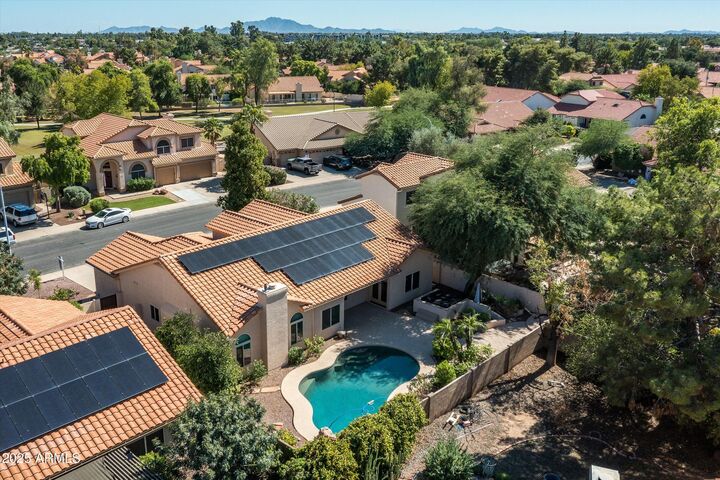 Property Photo:  590 N Cholla Street  AZ 85224
