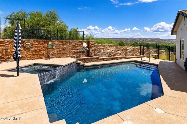 Property Photo:  1580 Whitetail Run  AZ 86326 