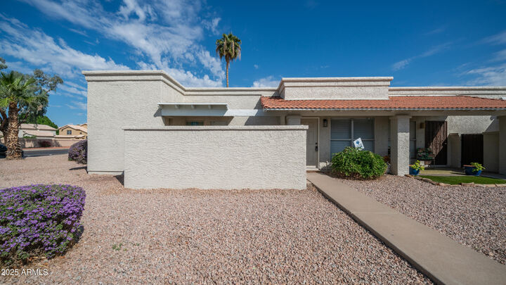 Property Photo:  765 N Arrowhead Drive  AZ 85224 