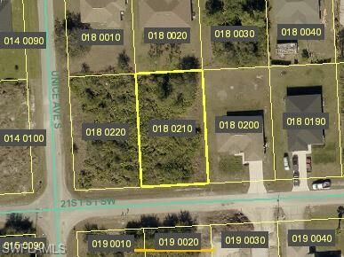 Property Photo: 3518 21st St SW FL 33976