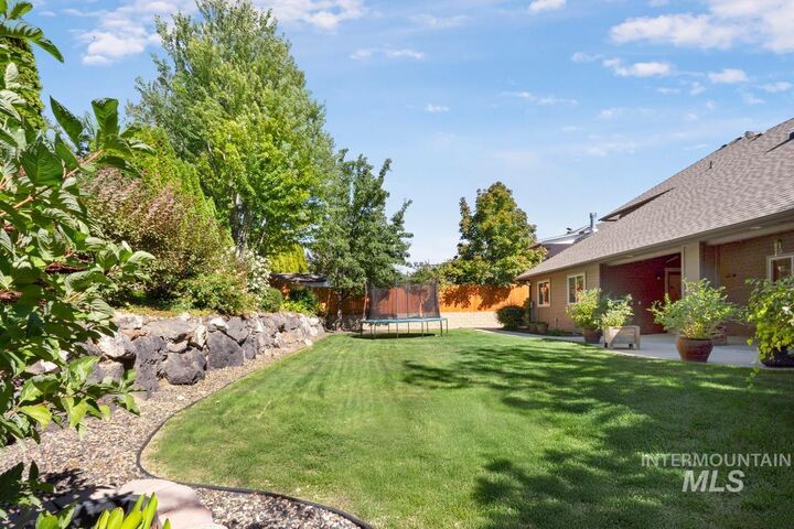 Property Photo: 5638 E Felly Rim Ct ID 83716