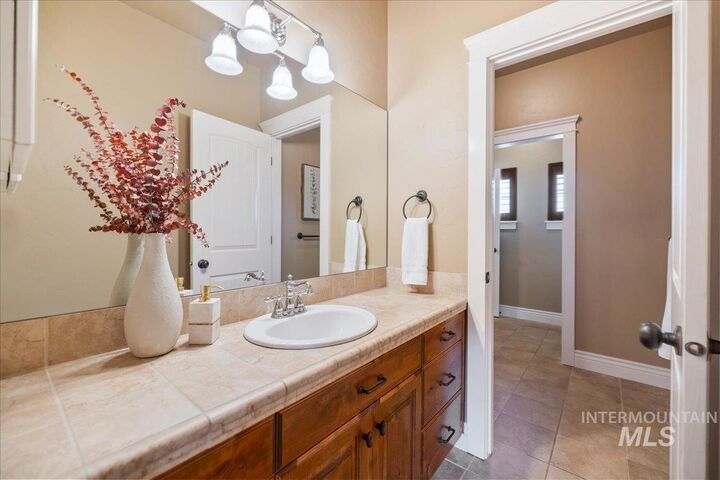 1479 W Oakhampton Dr  Eagle ID 83616 photo
