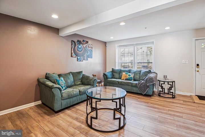 221 Foxmanor Lane  Glen Burnie MD 21061 photo