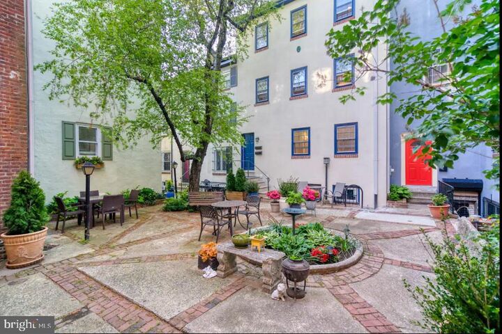 1026 Pine Street #6  Philadelphia PA 19107 photo