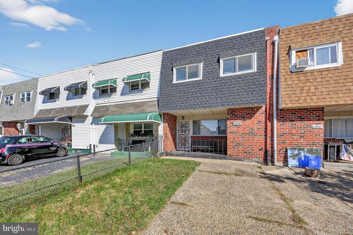 Property Photo:  1029 W Oxford Street  PA 19122