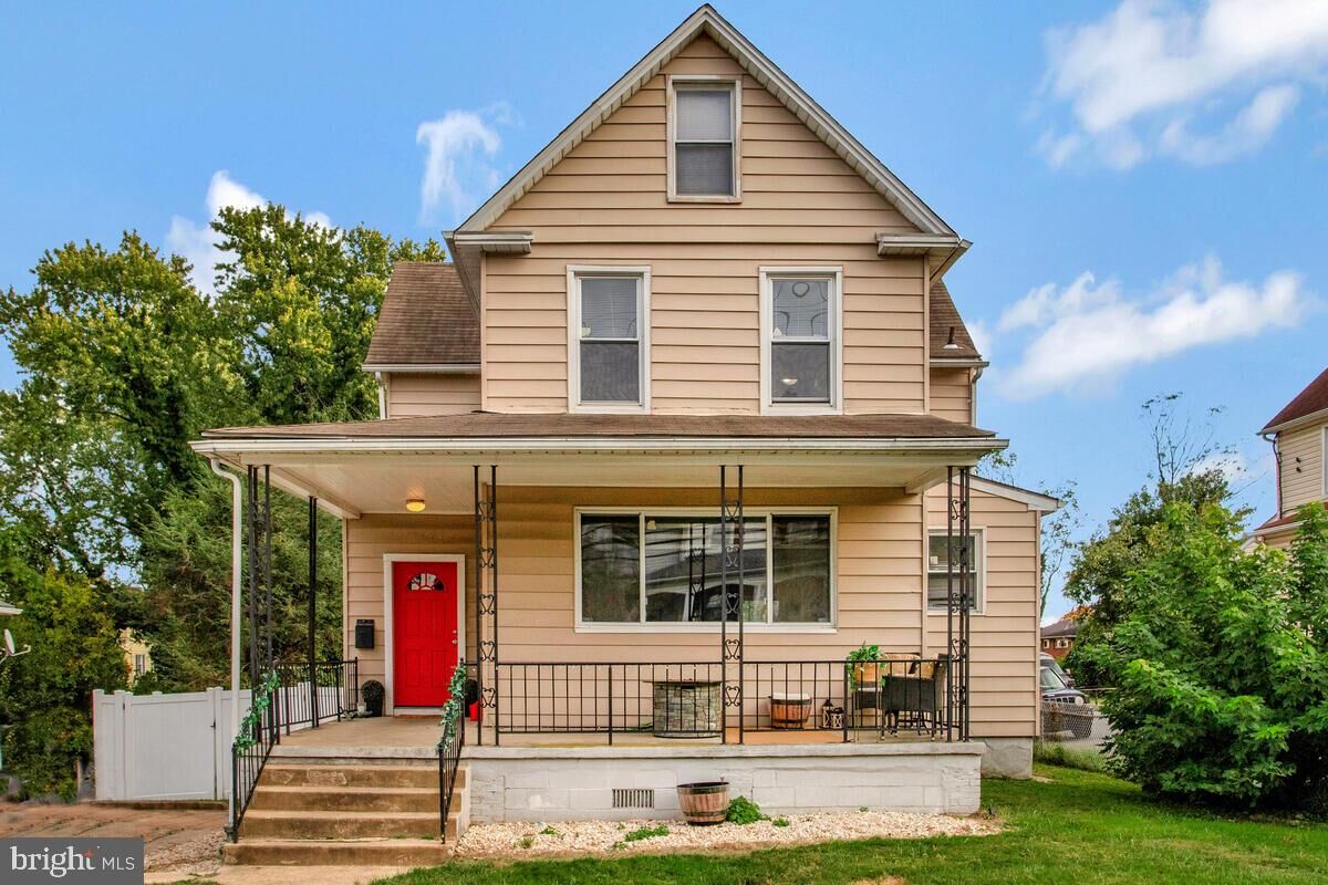 Property Photo: 5623 Greenhill Avenue MD 21206