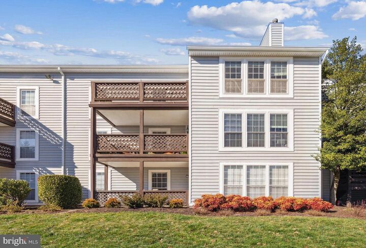 Property Photo: 10164 Oakton Terrace Road VA 22124