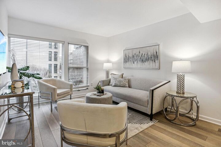 Property Photo: 601 Pennsylvania Avenue NW 209 DC 20004