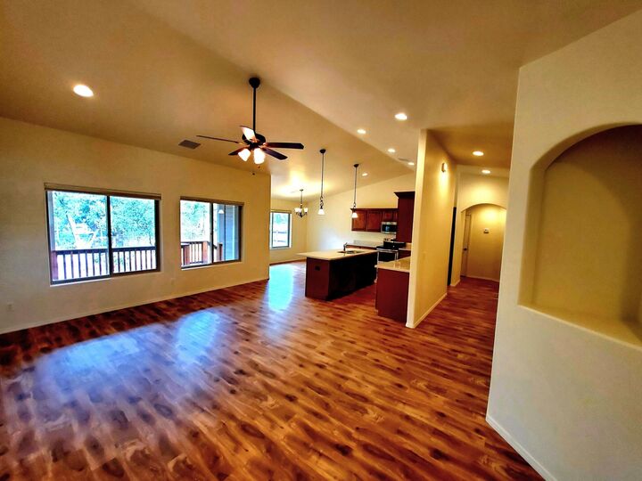 Property Photo: 402 S Forest Ridge Court AZ 85541