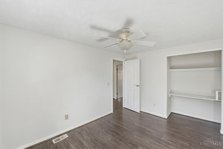 Property Photo: 2020 Knightsbridge Drive OH 45244