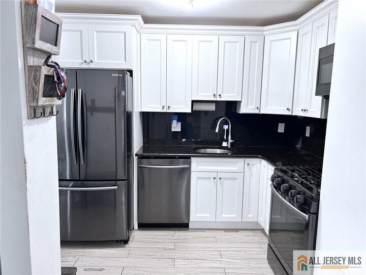 Property Photo: 532 Cricket Lane NJ 07095