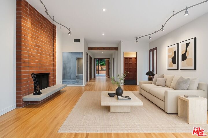 16141 Bayberry Pl  Sherman Oaks CA 91403 photo