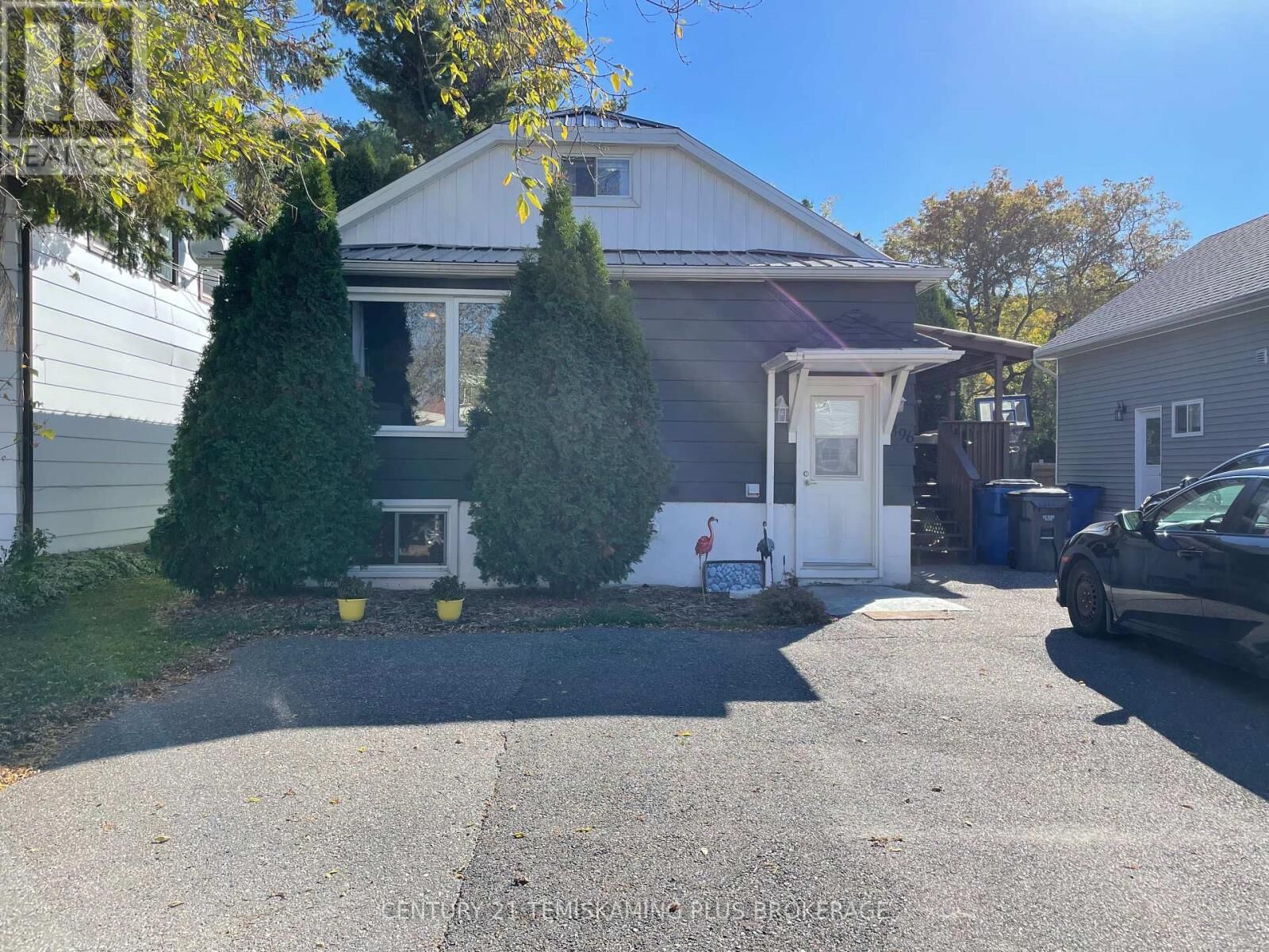 Property Photo: 396 Farah Avenue ON P0J 1P0