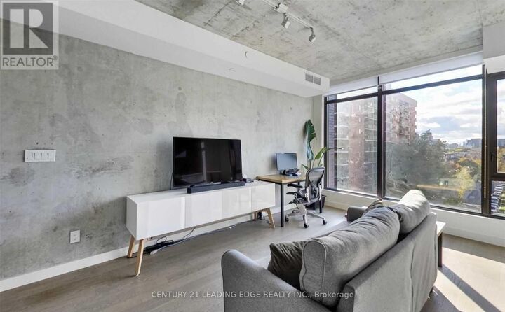 Property Photo: 111 Bathurst Street 409 ON M5V 0M9